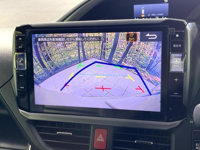 【バックカメラ】駐車時に後方がリアルタイム映像で確認できます。大型商業施設や立体駐車場での駐車時や、夜間のバック時に大活躍！運転スキルに関わらず、今や必須となった装備のひとつです！