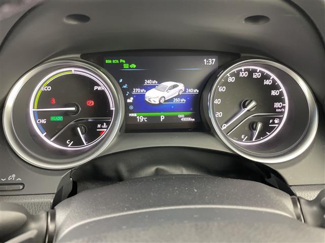 【スピードメーター】メーターがシンプルで見やすく運転しやすいですね！