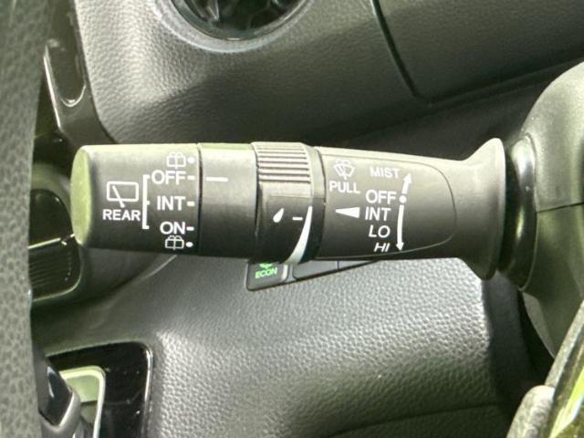 国産車から輸入車まで多様なお客様のニーズのお応えできるように、全国規模で豊富な在庫展開！車のことならWECARSへ！