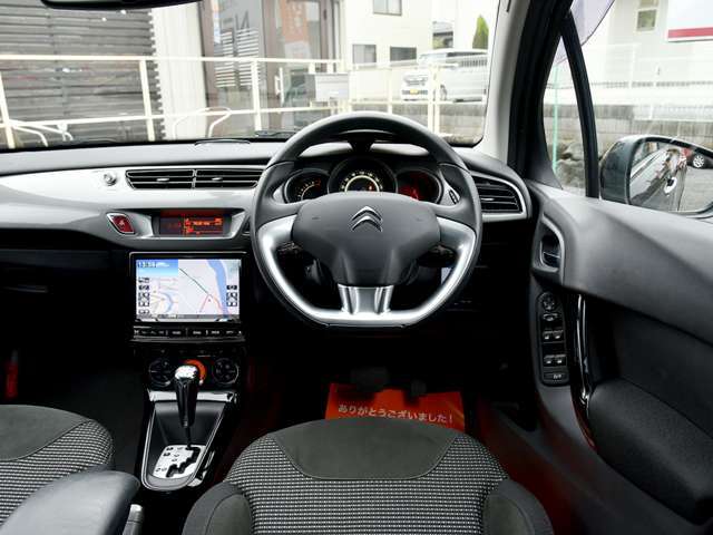 一般的中古車は市場から仕入れ、さまざまなコストが上乗せされて店頭に並んでいます。NEXTAでは、買取直売する事により大きく中間マージンが削減された価格設定になっています。