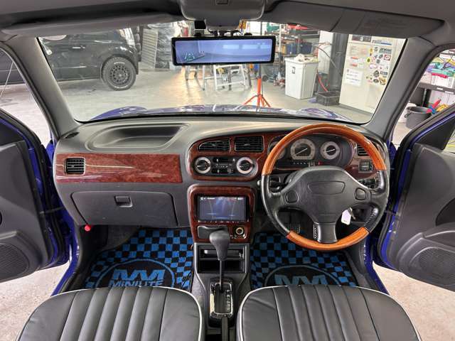 ☆販売はもちろんのこと、買取・板金・車検・日常のメンテナンスから修理や保険等幅広くご相談に応じます☆お気軽にスタッフまで☆