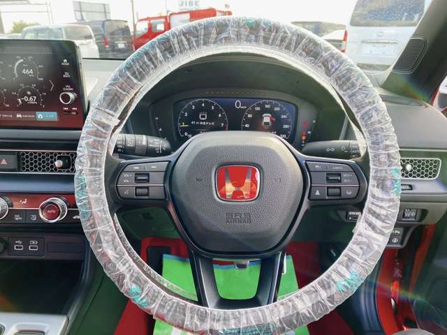 純正9インチホンダコネクトディスプレィ/フルセグTVナビ/バックガイドモニタ/ビルドインETC/TRC/HondaLogR/ホンダセンシング/BSM/クリアランスソナー/クルーズコントロール/ステアリングスイッチ