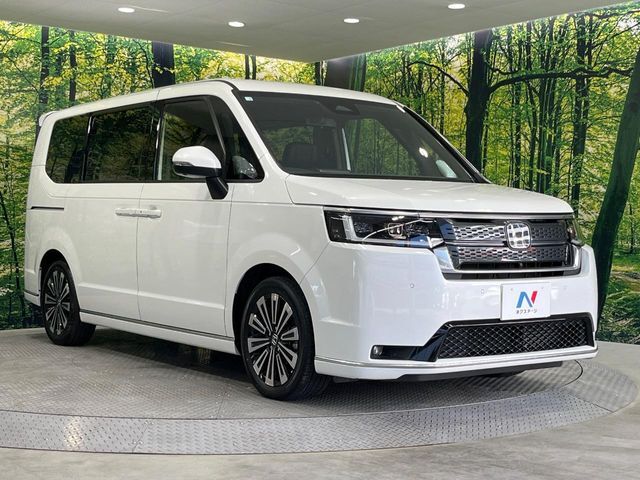 大好評のボディコーティング「弾スプラッシュコート」もご納車までに施工可能。通常のガラスコートと異なる、耐久年数6年の無機質ガラスコーティングが、ボディをキレイな状態に保ってくれます。