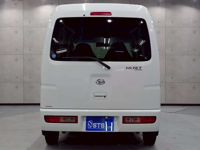 充実装備の1台入荷致しました♪ぜひ実車を見に来てください♪