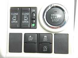 ☆自社のサービス工場（認証工場）も併設しておりますのでメンテナンスから車検までOK！損害保険資格を持つスタッフによるアドバイスもご利用下さい！