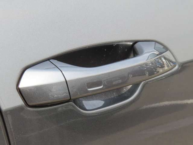 無料電話★0078-6002-781523★直通電話042-487-3925★audi.ap.chofu@audi-vw-retail.co.jp★