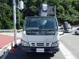 当店は、新車・中古車の車両販売はもちろん、車検・整備もおまかせください！運輸局長指定工場を取得しております。