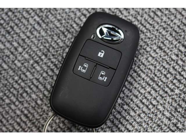 積載車も所有していますので、万が一の時でも当店スタッフにてお車の無料引き取りも行っております。