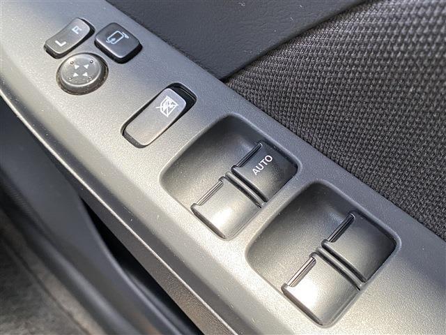 当店のお車をご覧いただきましてありがとうございます。お車についてのご質問やお見積りのご依頼、ご購入にあたってのご相談などは無料電話(0078-6002-312860)にお気軽にお問い合わせ下さい！