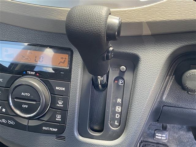 当店のお車をご覧いただきましてありがとうございます。お車についてのご質問やお見積りのご依頼、ご購入にあたってのご相談などは無料電話(0078-6002-312860)にお気軽にお問い合わせ下さい！