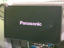 【ナビゲーション】使いやすいナビで目的地までしっかり案内してくれます。各種オーディオ再生機能も充実しており、お車の運転がさらに楽しくなります！！