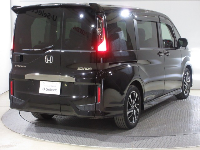 ボディクリーニング後、愛車をピカピカの状態へ保護するコーティング「ブライトパック」がおススメです！水垢がつきにくく、手入れがしやすくなりますよ！いつも愛車をきれいにしておきたい方におススメです。