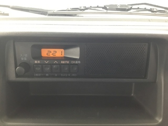 AM　FMラジオを搭載してます。