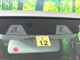 【スズキ　セーフティサポート】走行中に前方の車両等を認識し、衝突しそうな時は警報とブレーキで衝突回避と被害軽減をアシスト。より安全にドライブをお楽しみいただけます。