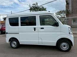 ■最長2年間の保証を有料にてお付けできます■（一部車両を除きます）全国5000社の提携工場が24時間体制であなたのカーライフをサポート致します。詳しくはお問い合わせ下さい。