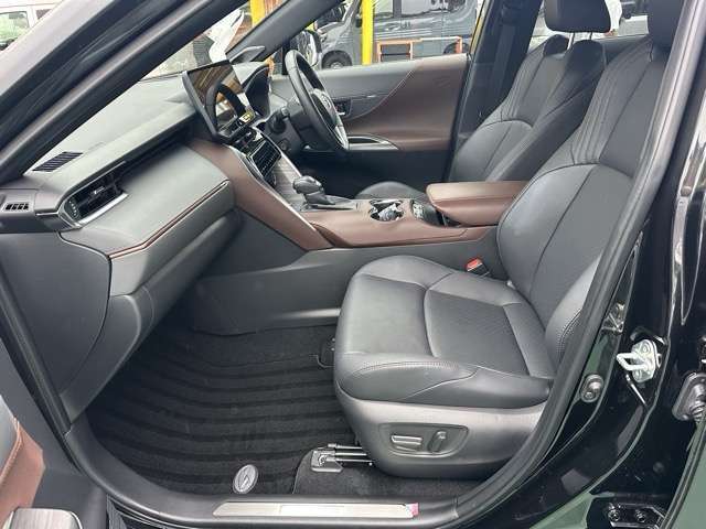 ★遠方の方は、お電話やLINEでのご相談も可能です！またインターネットを使用したライブ商談も可能です！是非お気軽にご相談下さい！