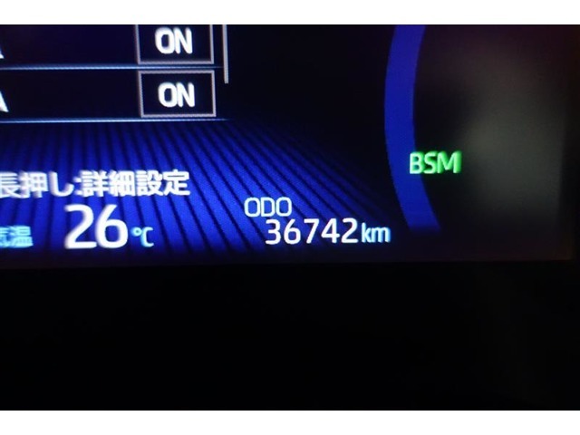 ★撮影時の走行距離は約3.7万kmです。安心のロングラン保証付きです。