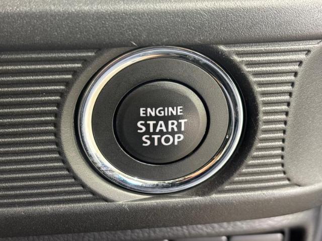 国産車から輸入車まで多様なお客様のニーズのお応えできるように、全国規模で豊富な在庫展開！車のことならWECARSへ！