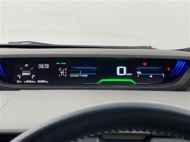 【スピードメーター】メーターがシンプルで見やすく運転しやすいですね！