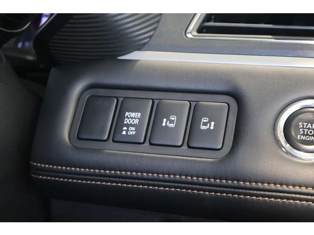 両側ワンタッチ電動スライドドア（セーフティ＆イージークローザー機構付）※スマートキー・運転席スイッチ・スライドドアノブボタンで開閉出来ます