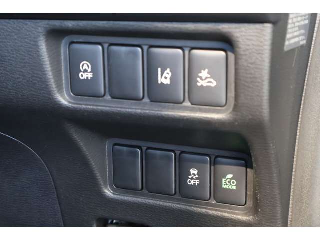 【安全機能】e-Assist（衝突軽減ブレーキ・車線逸脱警報・オートマチックハイビーム・レーダークルーズC）＋【メーカーOP】BSW/LCA（後側方車両検知警報）/RCTA（後退時車両検知警報）