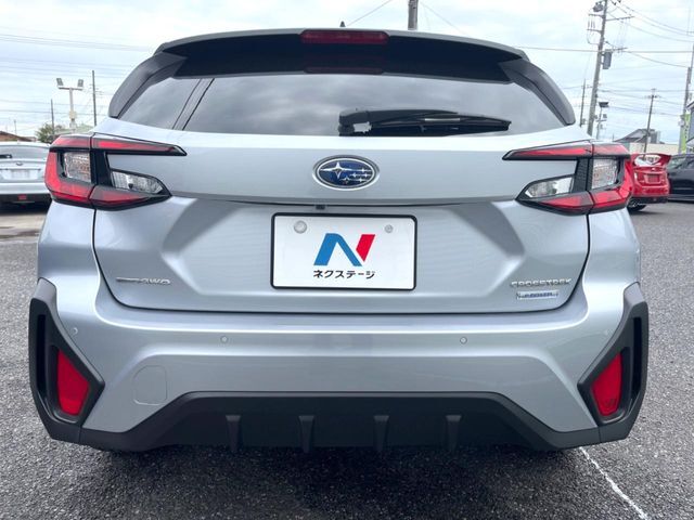 安心の最長10年・走行無制限保証（有償）をご用意。保証内容も充実はもちろん、無料点検＆オイル交換や、年中無休の全国・24時間ロードサービスも付帯されておりますのでご安心下さい。