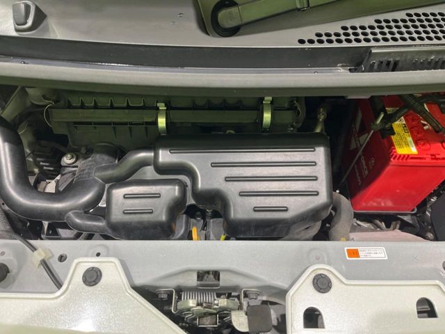 親切・丁寧な専門メカニックスタッフが応対！・車検・点検整備・事故等の修理などアフターサービスも安心。お車のカスタマイズもネクステージのサービススタッフまでご相談ください！