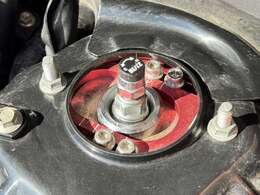 当店は、販売から買取、車検、板金、整備、保険に至るまで全てにおいてサポートさせて頂いております！フリーダイアル0066-9711-469052へ♪