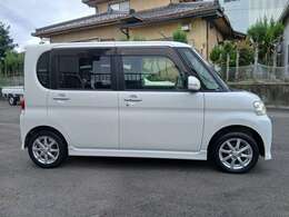 店内も2014/11/13  リニューアルオープンしたばかりで、商談コーナー　展示ルームもすごくキレイでおしゃれです☆彡展示車もご用意しておりますので、お気軽にご来店ください＾＾　【無料】0078-6002-339831