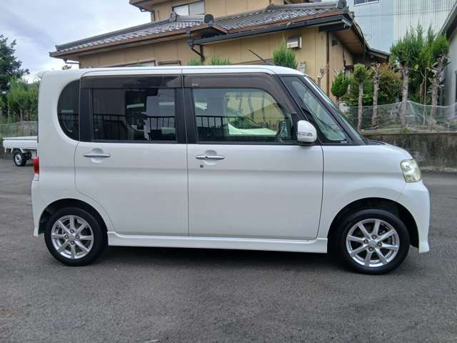 店内も2014/11/13  リニューアルオープンしたばかりで、商談コーナー　展示ルームもすごくキレイでおしゃれです☆彡展示車もご用意しておりますので、お気軽にご来店ください＾＾　【無料】0078-6002-339831