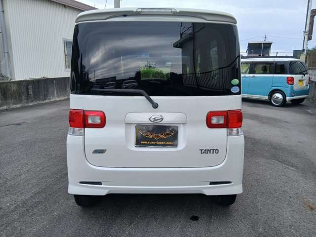 長いお付いを目指しておりますので、車選びから、カスタマイズ、アフターフォローまで何でも扱っております！お客様にご満足頂けることをいつも心掛けている為けして売りっぱなしにはいたしませんのでご安心下さい♪