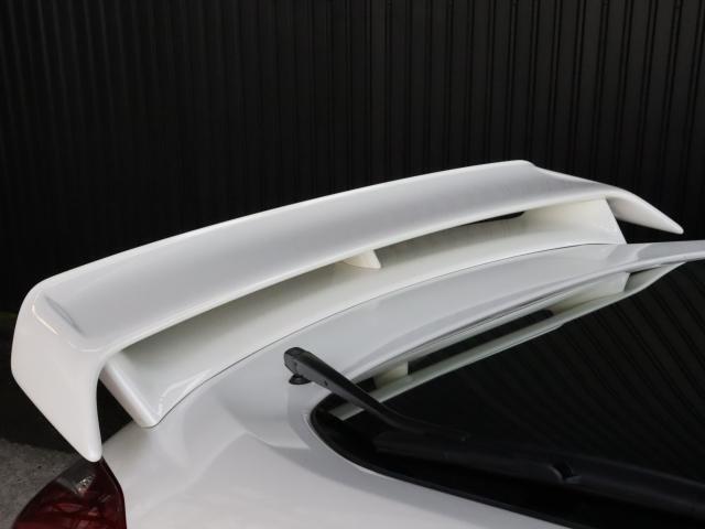 純正トランクスポイラー