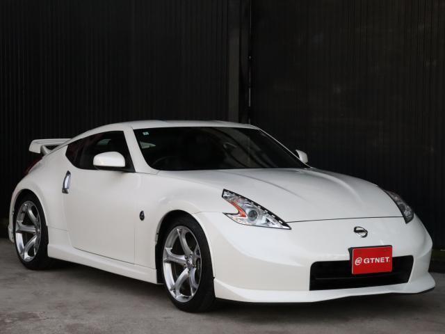 外装色はブリリアントホワイトパールになります。