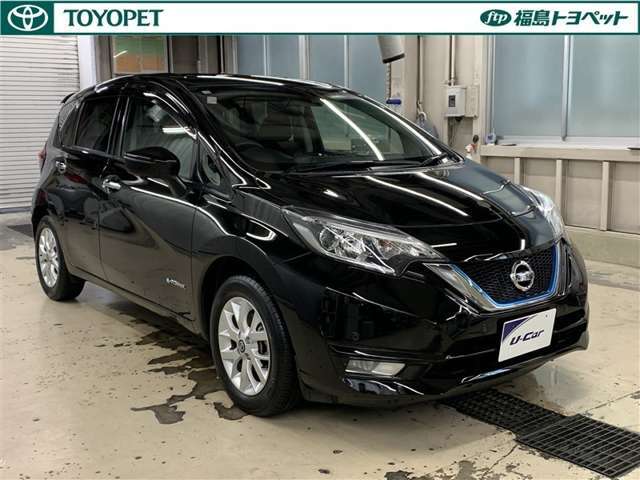 1年間走行距離無制限の「ロングラン保証」が付いています。年式は問わず全国約5,000 ヶ所のトヨタのお店で保証修理を受けることができます。