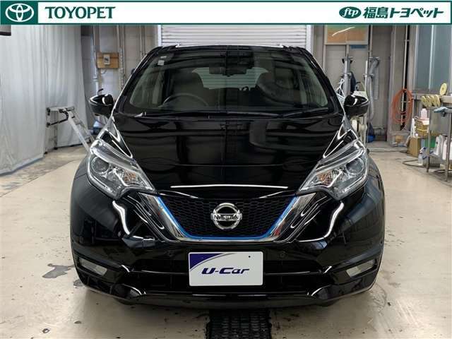 コンパクトボディで狭い道でもスムーズに走れる！ノート　e-POWER　X　FOUR　Vセレクション