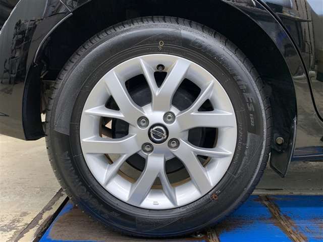 185/65R15インチ　純正アルミホイール