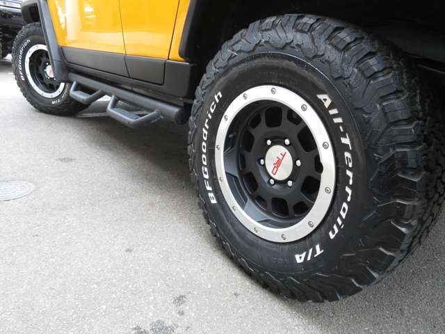 TRD用の17インチAWを装着済みです♪4本共に比較的キレイな状態です！！