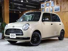 ご納車前には当社提携工場にて法定点検を行い、点検整備記録簿を発行しお渡しさせて頂いております。