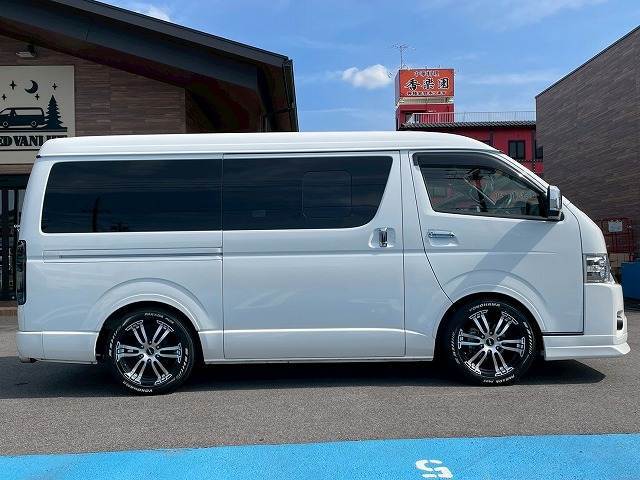 中部地区最大級SUV専門店。中古車から新車・登録済未使用車まで幅広く取り扱いしております。