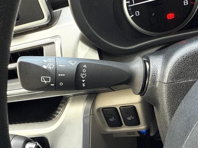 国産車から輸入車まで多様なお客様のニーズのお応えできるように、全国規模で豊富な在庫展開！車のことならWECARSへ！