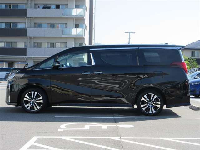 トヨタ認定検査員のチェックした車両検査証明書付き！お車の状態がこれ1枚でご確認いただけます！