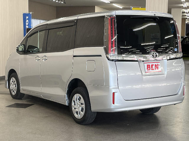 最長8年間の保証制度も充実しています！中古車にも新車保証内容が付帯可能！ここまで出来るのは、品質に自信があるからこそです！