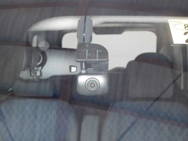 万一に備え、運転の記録をしっかり保存 ( ドライブレコーダー)
