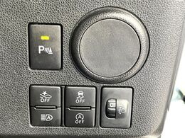 【コーナーセンサー】バンパーに付いたセンサーが障害物を検知！一定の距離に近づくとアラートで教えてくれます♪狭い駐車スペースや車庫入れ時も安心ですね☆