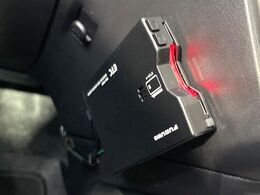 【ETC】高速道路の料金所をストレスなく通過！話題のスポットやサービスエリアに多い「スマートIC」利用時は必須のアイテムです。当店でセットアップを実施、ご納車当日からすぐにご利用いただけます！