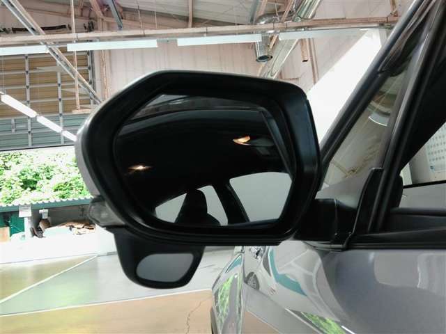 当店はトヨタ正規ディーラーとして中古車を多数取り揃えております。見て、触って、納得いく一台をぜひ見つけてください♪