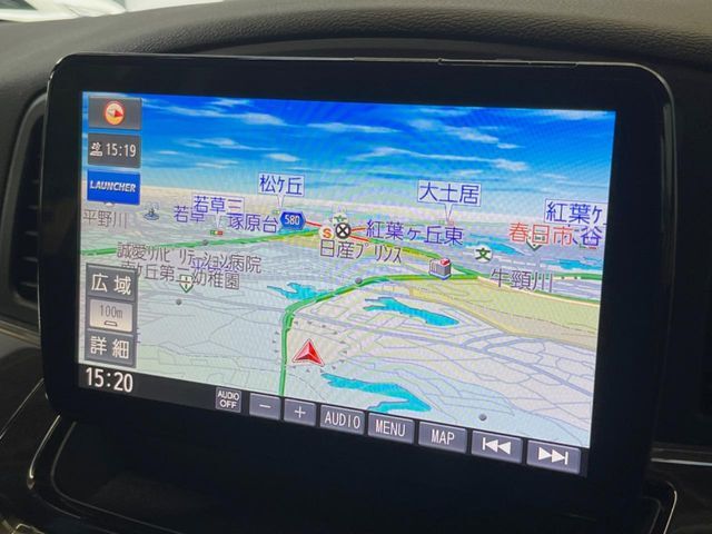 【大画面ナビ】人気の大型9インチインチナビを装備。存在感のある大画面はインパクト大！ナビ利用時のマップ表示は見やすく、テレビやDVDは臨場感がアップ！いつものドライブがグッと楽しくなります♪