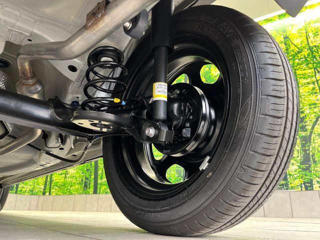 お車を安心してお乗りいただく為には、足回りの定期点検が欠かせません。サービスサポート（有償保証）では無料点検もご提供しており、安心のカーライフをお過ごしいただけるサポート体制が整っています。