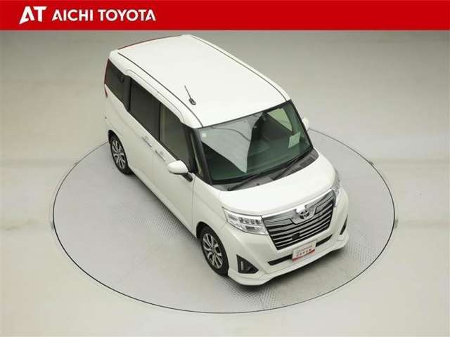 両側パワースライドドア付きだから、狭い駐車スペースなどでの乗り降りラクラク♪小さなお子さまのいるご家庭には嬉しい装備です。