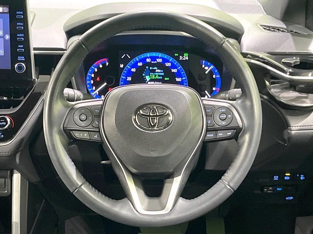 【ステアリングスイッチ】運転中、前方から目線をそらすことなく、オーディオ等の操作が可能な便利機能！安心＆快適なドライブを演出してくれます♪